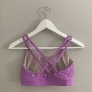 Lululemon sports bra